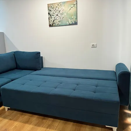 Rana Hedhun מלון *