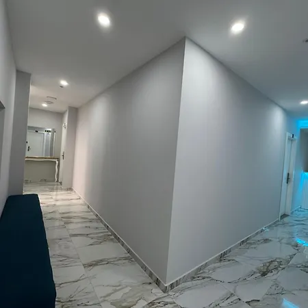 Rana Hedhun Shëngjin