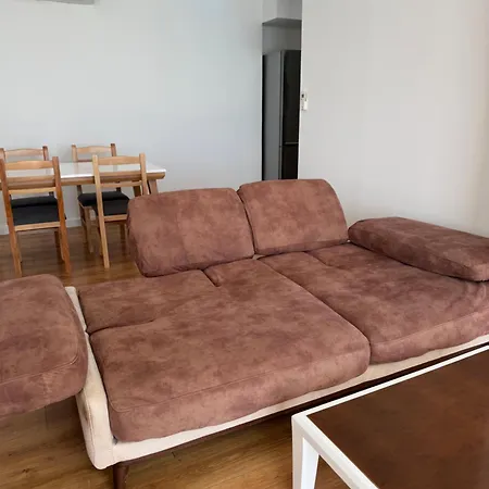 Rana Hedhun * Shëngjin