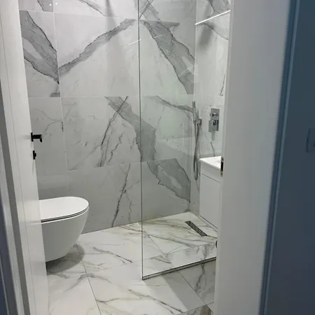 Rana Hedhun Hotell *