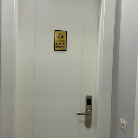 Rana Hedhun Ξενοδοχείο