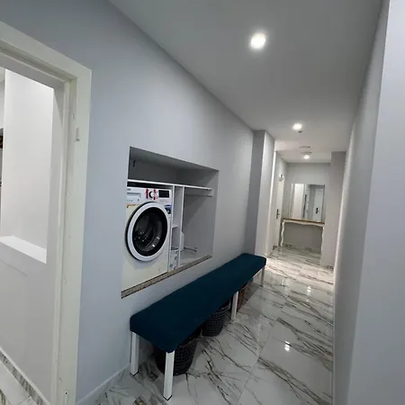 Rana Hedhun Hotel Shëngjin