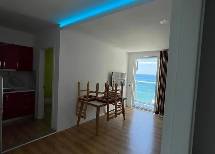 Rana Hedhun Hotel *