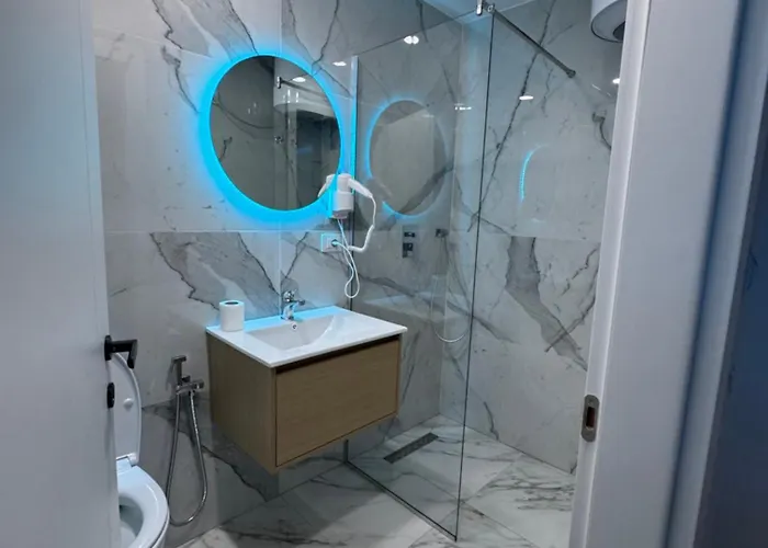 Rana Hedhun Hotel Shëngjin