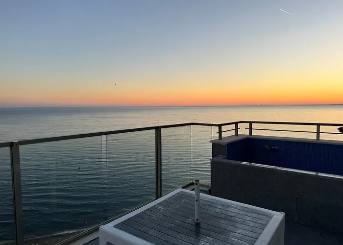 Rana Hedhun Отель Шенджин